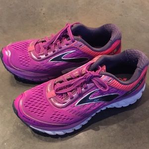 Brooks Runnings shoes